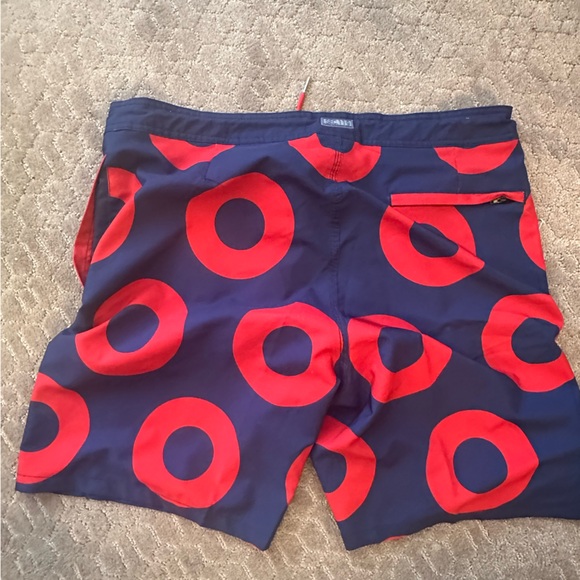 Phish band Fishman Doughnut Board Shorts Size 40 Brand=section 119Color Blue/Red - Picture 2 of 10
